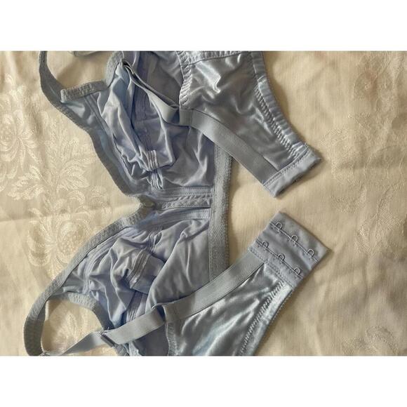Blue 38D wireless bra - Picture 6 of 8